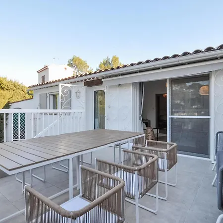 בית נופש 3 Bedroom Amazing In